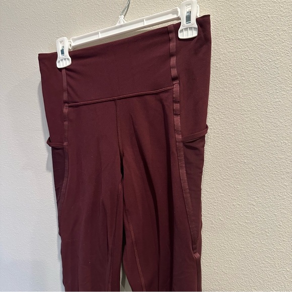 Athleta Vitality Stash Pocket 7/8 Tight - Burgundy - Picture 4 of 9